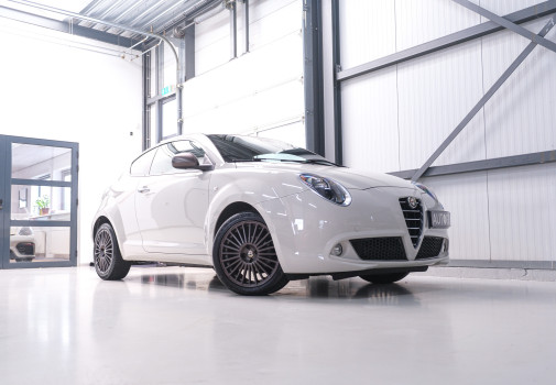 foto Alfa Romeo MiTo 0.9 TwinAir Racer 2016