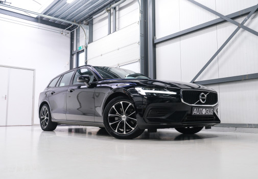 foto Volvo V60 2.0 B3 Momentum 163 pk 2020