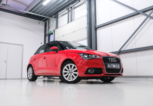 foto Audi A1 Sportback 1.2 TFSI Attraction 2012