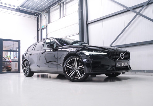 foto Volvo V60 2.0 T6 Recharge AWD R-Design 340 pk 2020
