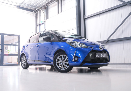 foto Toyota Yaris 1.5 VVT-i Bi-Tone 112 pk 2017