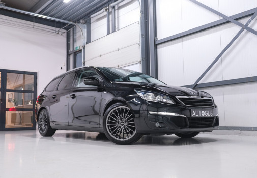 foto Peugeot 308 SW 1.2 PureTech Style 2016
