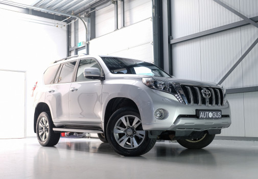 foto Toyota Toyota LandCruiser 4.0 V6 VVT-i Executive 2013