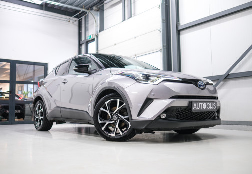 foto Toyota C-HR 1.8 Hybrid Bi-Tone Plus 2017