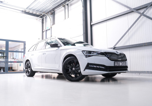 foto Skoda Superb Combi 1.4 TSI iV Sportline Business 218 pk 2020