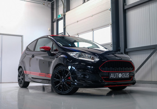 foto Ford Fiesta 1.0 EcoBoost Red/Black Edition 140 pk 2014