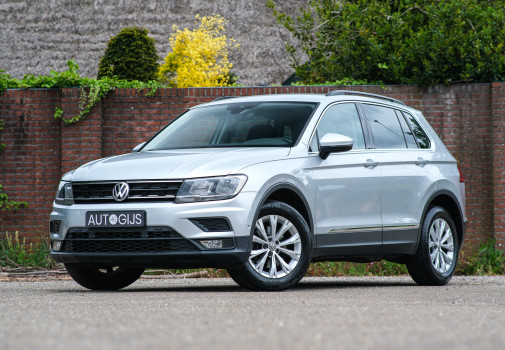 foto Volkswagen Tiguan 1.4 TSI 4Motion Comfortline Business 2018