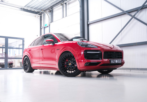 foto Porsche Cayenne Coupé 3.0 E-Hybrid 462 pk 2021