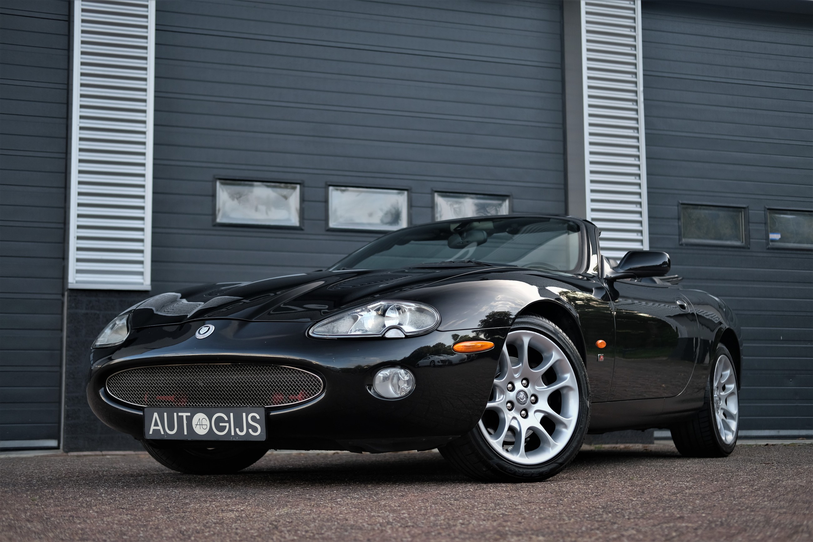 Occasion Jaguar XKR 4.0 V8 Supercharged Convertible Cabriolet Benzine