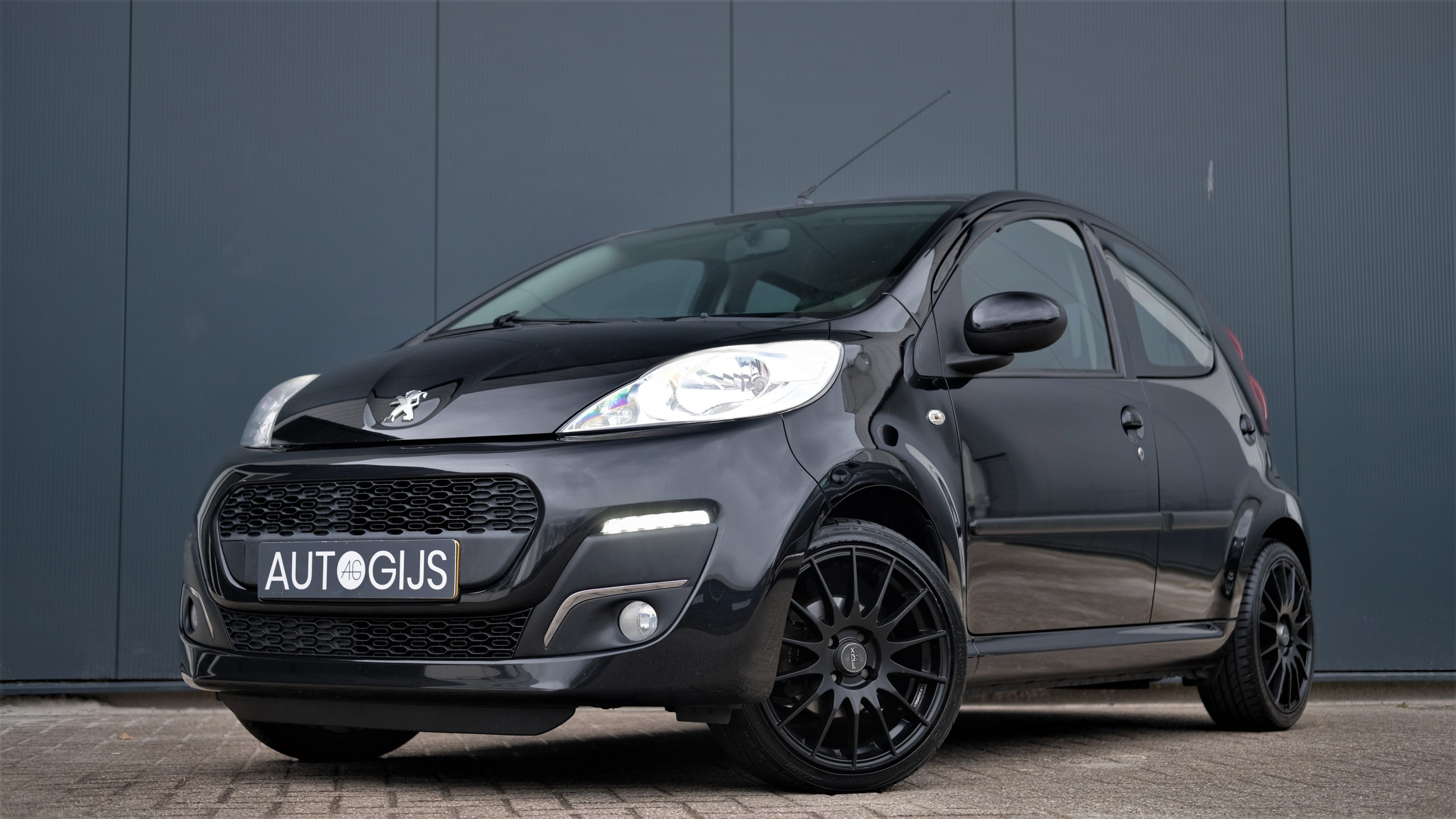 Occasion 107 1.0 5drs Premiere Hatchback Benzine 2012 - Auto Gijs Tynaarlo